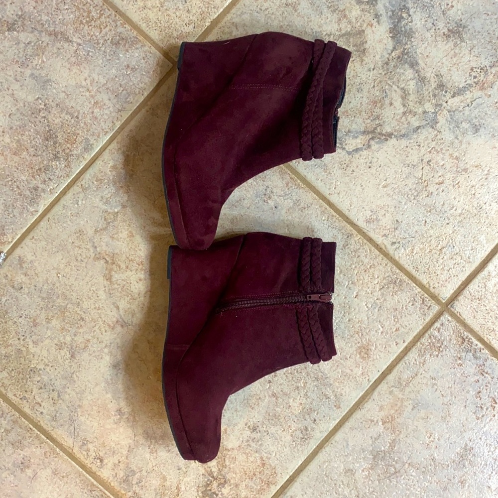 Mauve booties